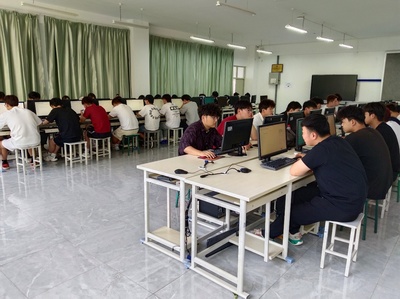 信息與智能工程學院組織學生參加Java Web應用開發(中級)“1+X”職業技能等級證書考試